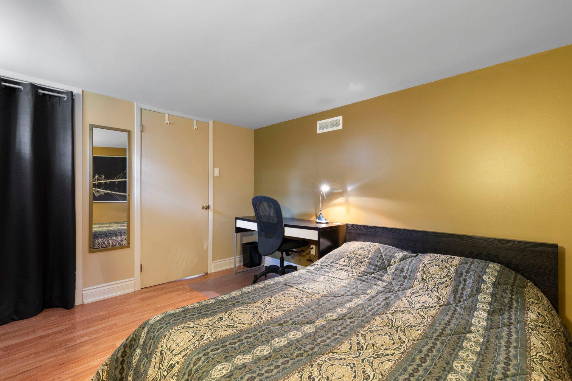 









156


Rue Biron

,
Beloeil,




QC
J3G2H3

