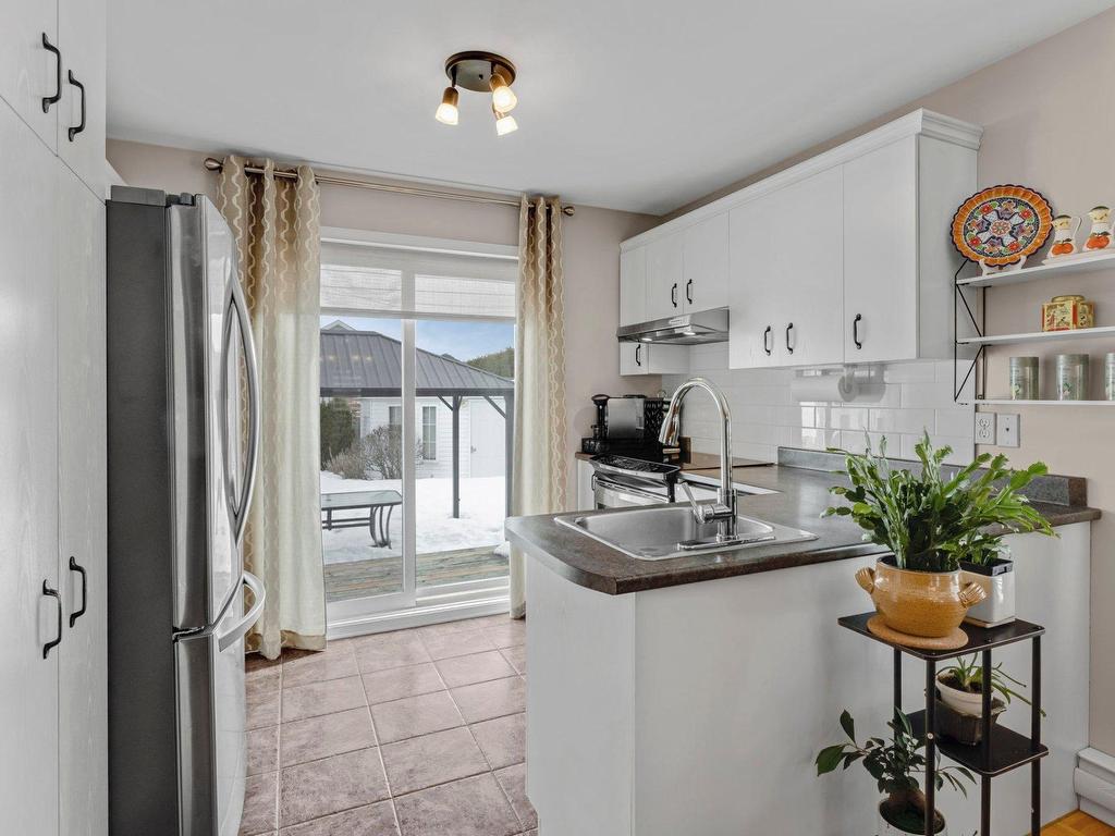 









202


Rue Théodore-Robitaille

,
Varennes,




QC
J3X2B5

