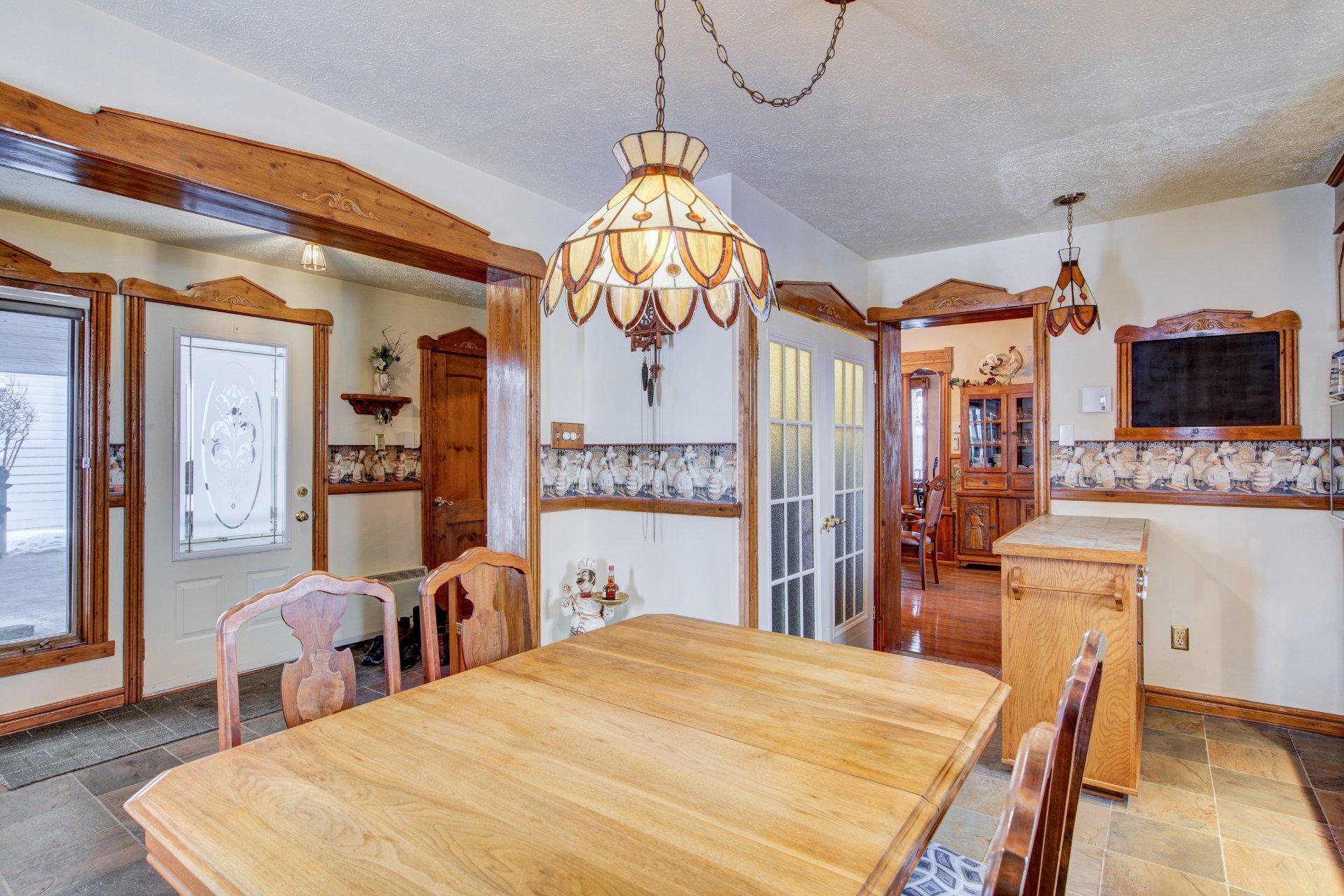 









238


Rue Alphonse-Desjardins

,
Salaberry-de-Valleyfield,




QC
J6S2N9

