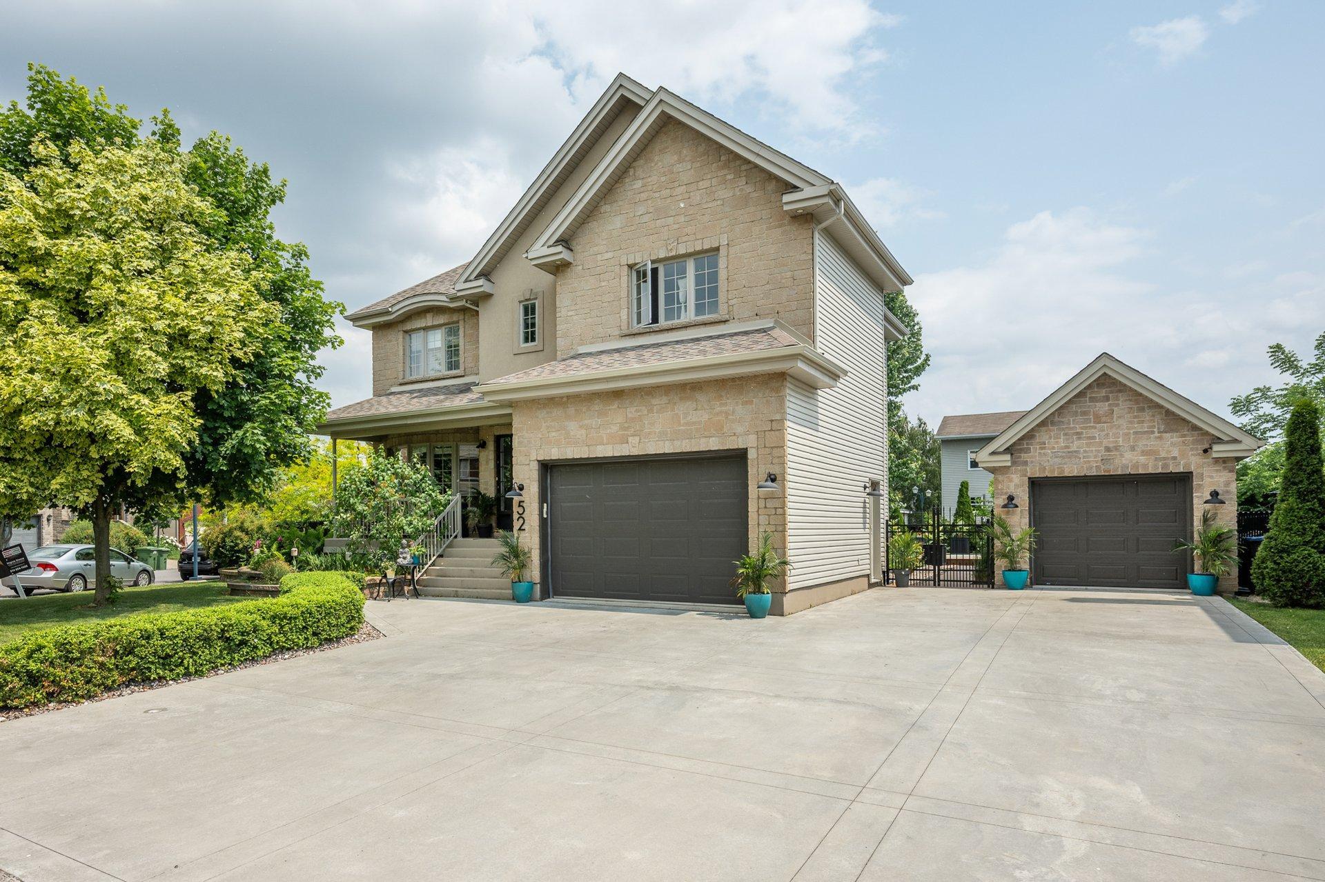 









52


Rue De Lourtel

,
Saint-Jean-sur-Richelieu,




QC
J2W3A5

