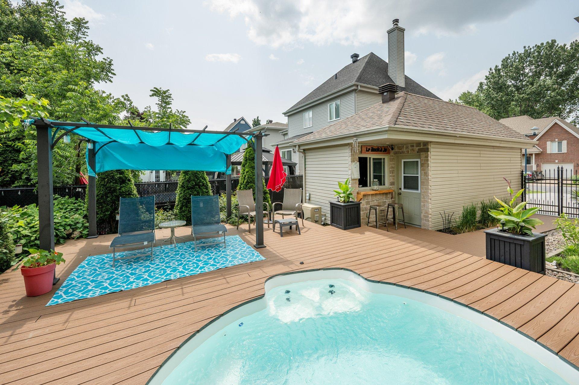 









52


Rue De Lourtel

,
Saint-Jean-sur-Richelieu,




QC
J2W3A5

