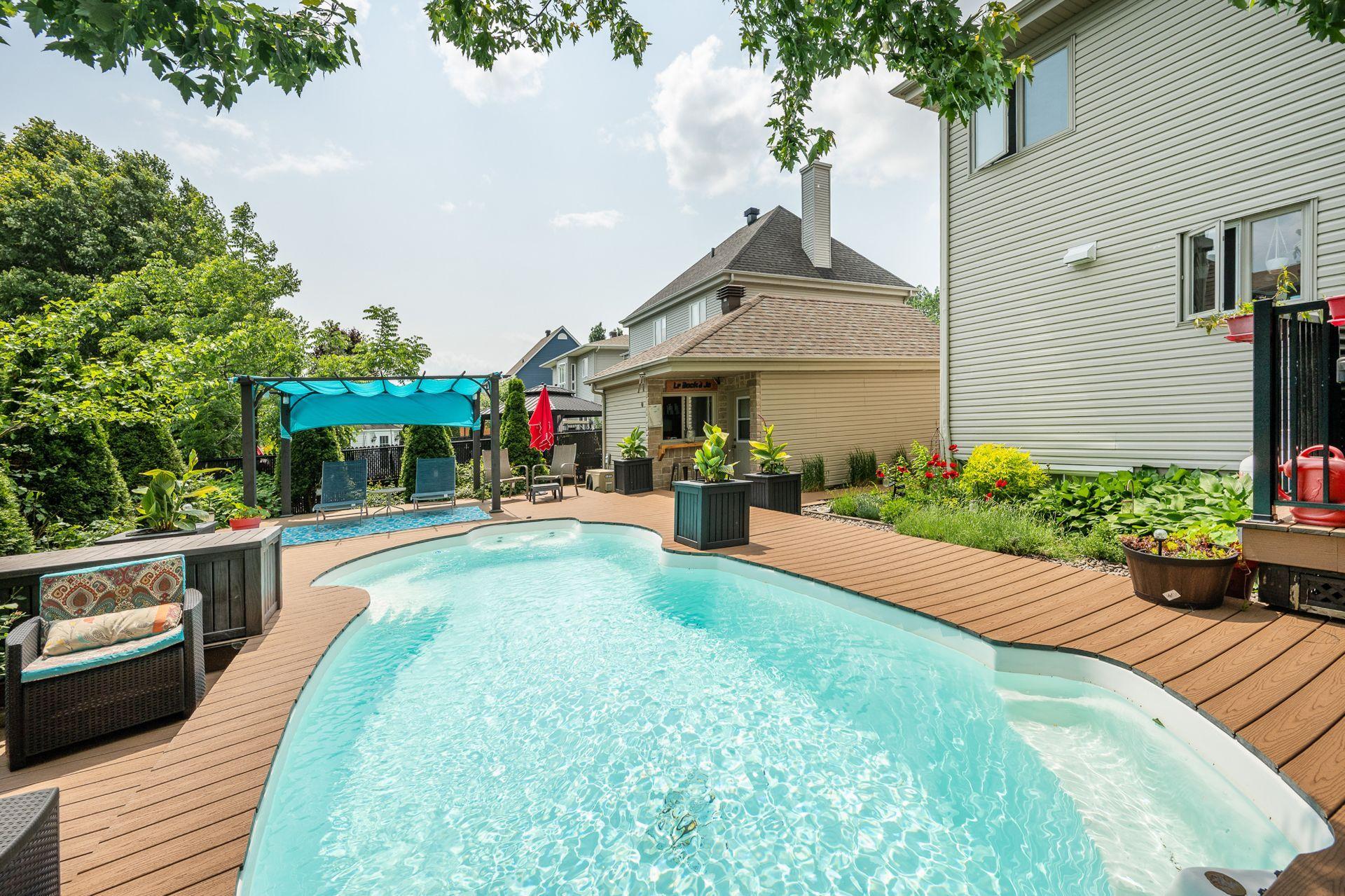 









52


Rue De Lourtel

,
Saint-Jean-sur-Richelieu,




QC
J2W3A5

