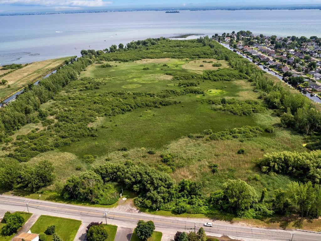 












Rue Principale

,
Saint-Zotique,







QC
J0P1Z0

