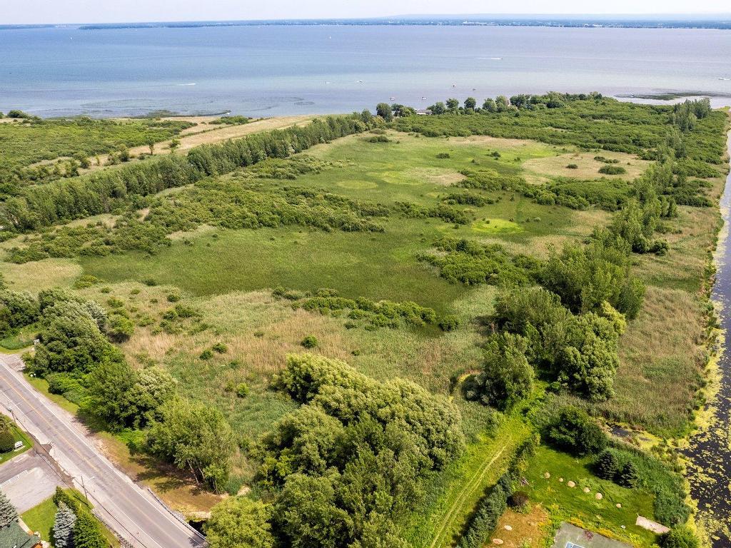 












Rue Principale

,
Saint-Zotique,







QC
J0P1Z0

