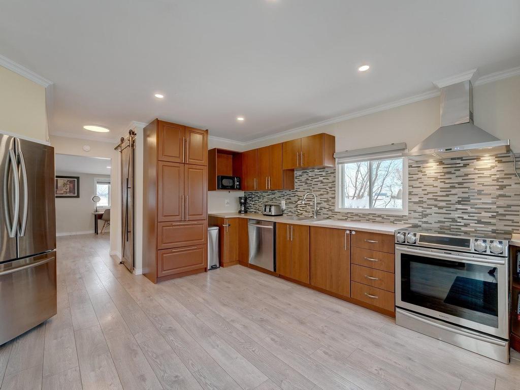 









59


43e Avenue

,
Saint-Blaise-sur-Richelieu,




QC
J0J1W0


