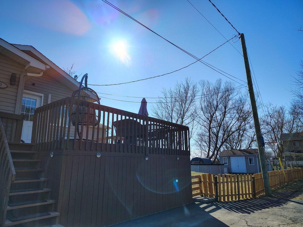 









59


43e Avenue

,
Saint-Blaise-sur-Richelieu,




QC
J0J1W0

