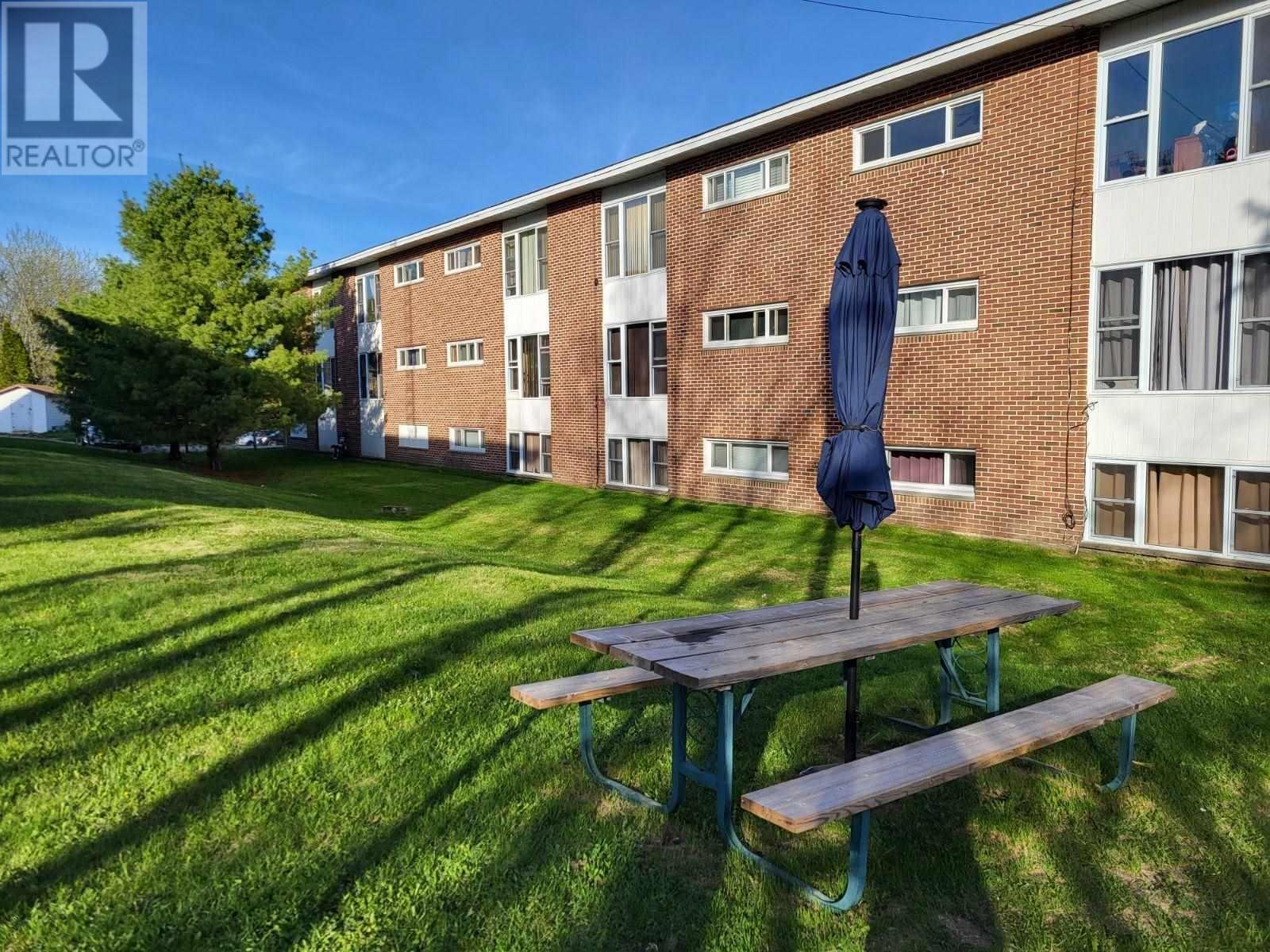 












25 Mississauga AVE # 51

,
Elliot Lake,




Ontario
P5A1E1

