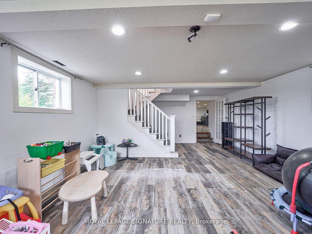 









424


8th Concession

Road East,
Hamilton,




ON
L0P 1B0

