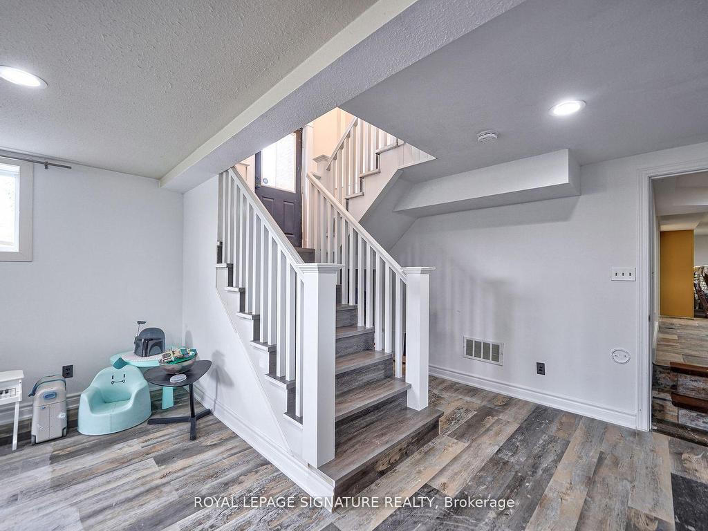









424


8th Concession

Road East,
Hamilton,




ON
L0P 1B0

