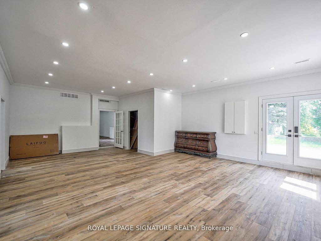 









424


8th Concession

Road East,
Hamilton,




ON
L0P 1B0

