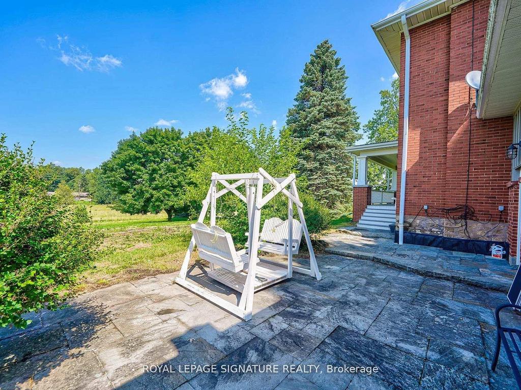 









424


8th Concession

Road East,
Hamilton,




ON
L0P 1B0


