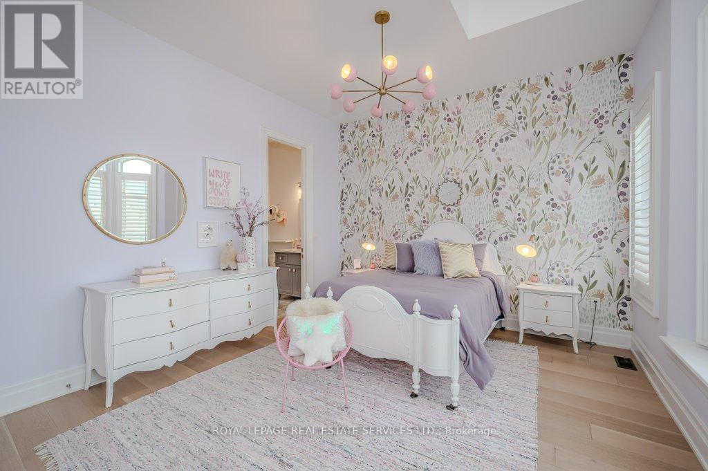 












3100 DANIEL WAY

,
Oakville,




Ontario
L6H0V1

