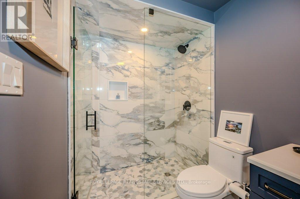












3100 DANIEL WAY

,
Oakville,




Ontario
L6H0V1

