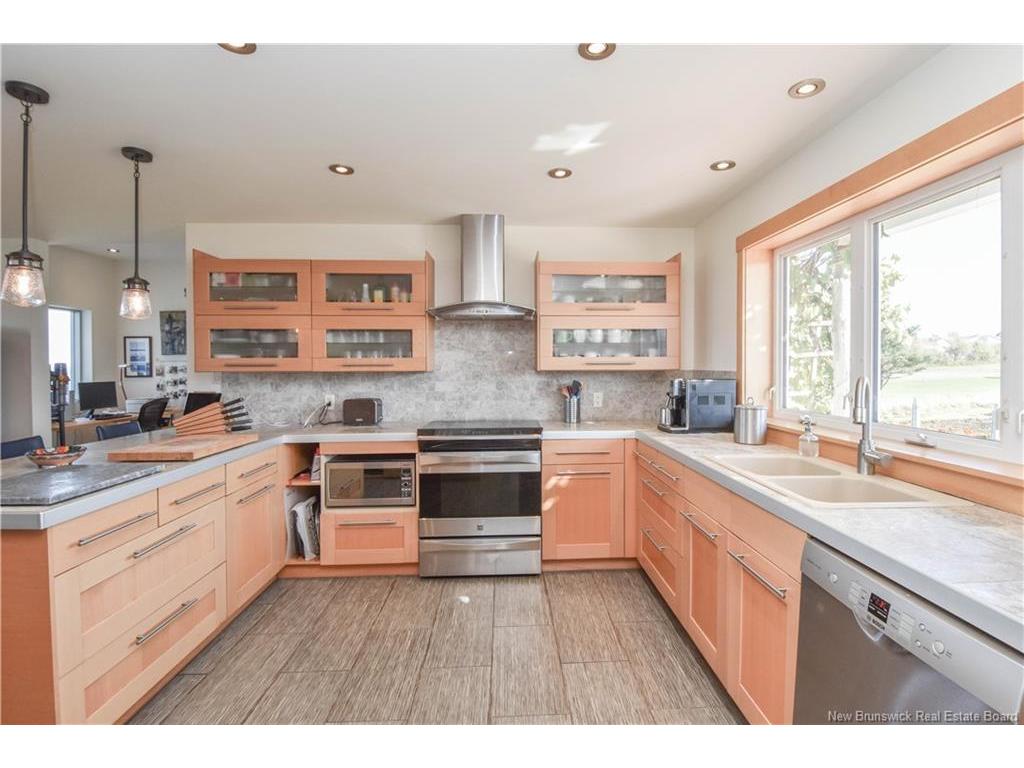 









287


rue de l'ile

ST,
Caraquet,




NB
E1W 1B5

