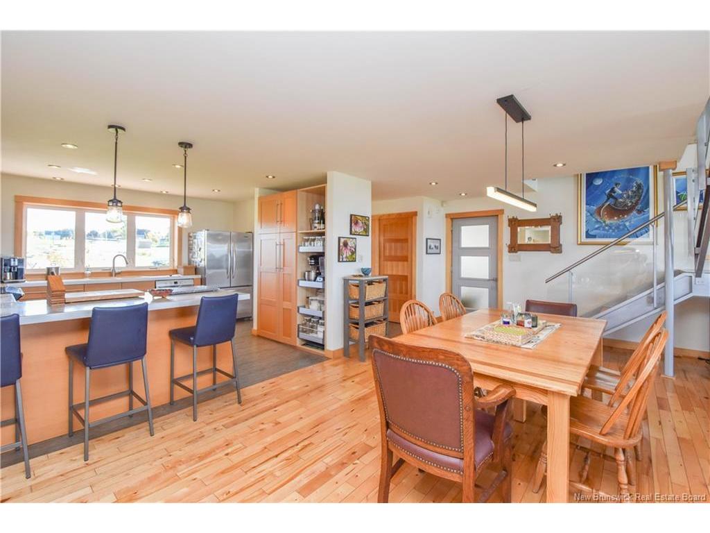 









287


rue de l'ile

ST,
Caraquet,




NB
E1W 1B5

