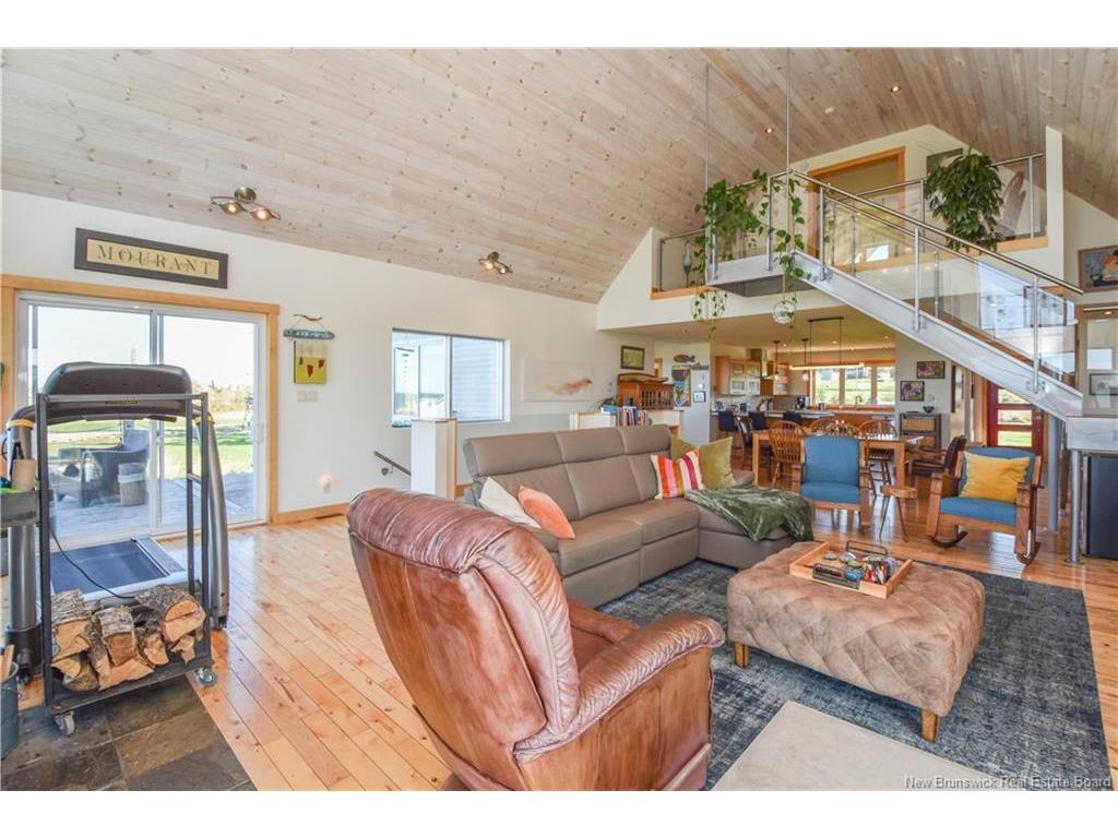 









287


rue de l'ile

ST,
Caraquet,




NB
E1W 1B5

