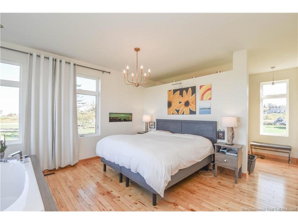 









287


rue de l'ile

ST,
Caraquet,




NB
E1W 1B5

