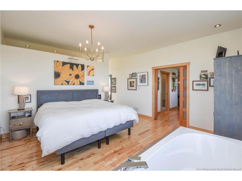 









287


rue de l'ile

ST,
Caraquet,




NB
E1W 1B5

