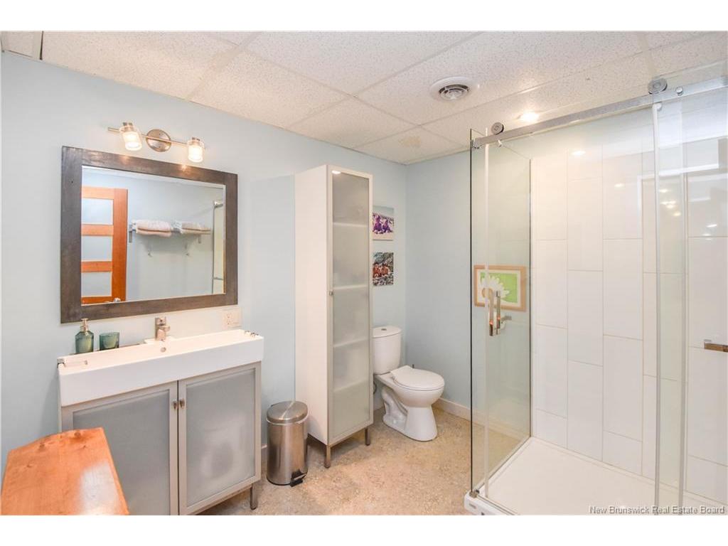 









287


rue de l'ile

ST,
Caraquet,




NB
E1W 1B5

