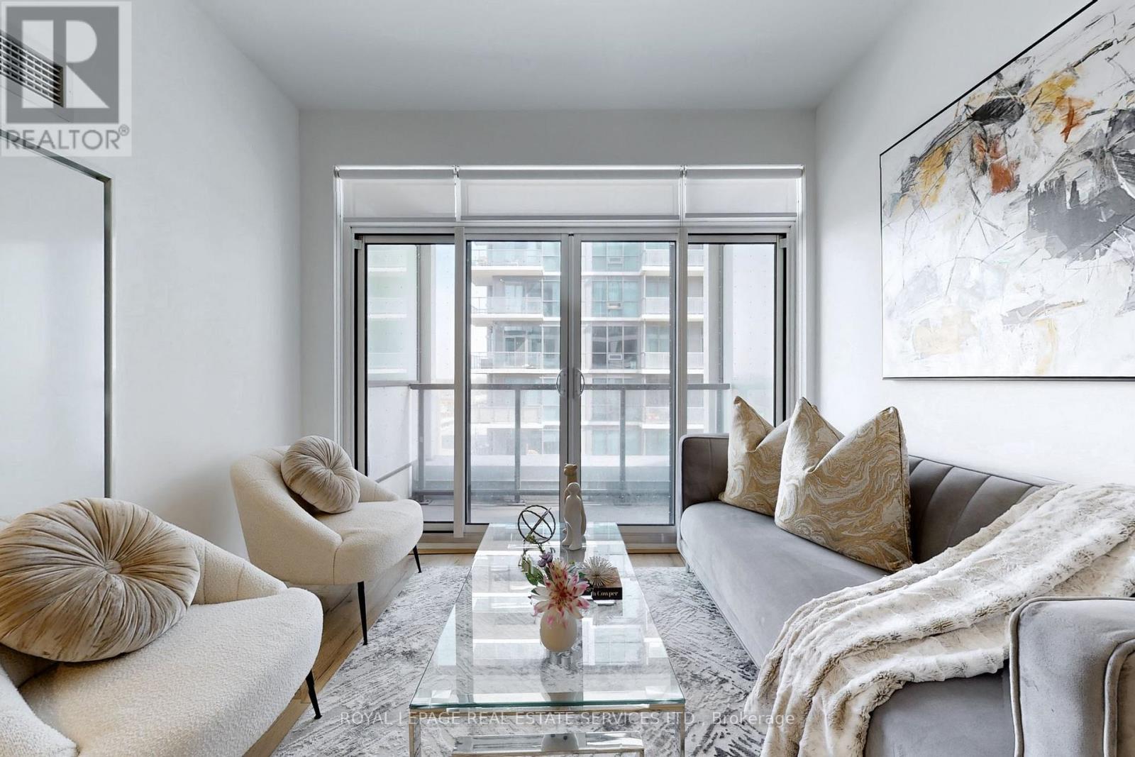 












507 - 1195 THE QUEENSWAY AVENUE

,
Toronto,




Ontario
M8Z1H0

