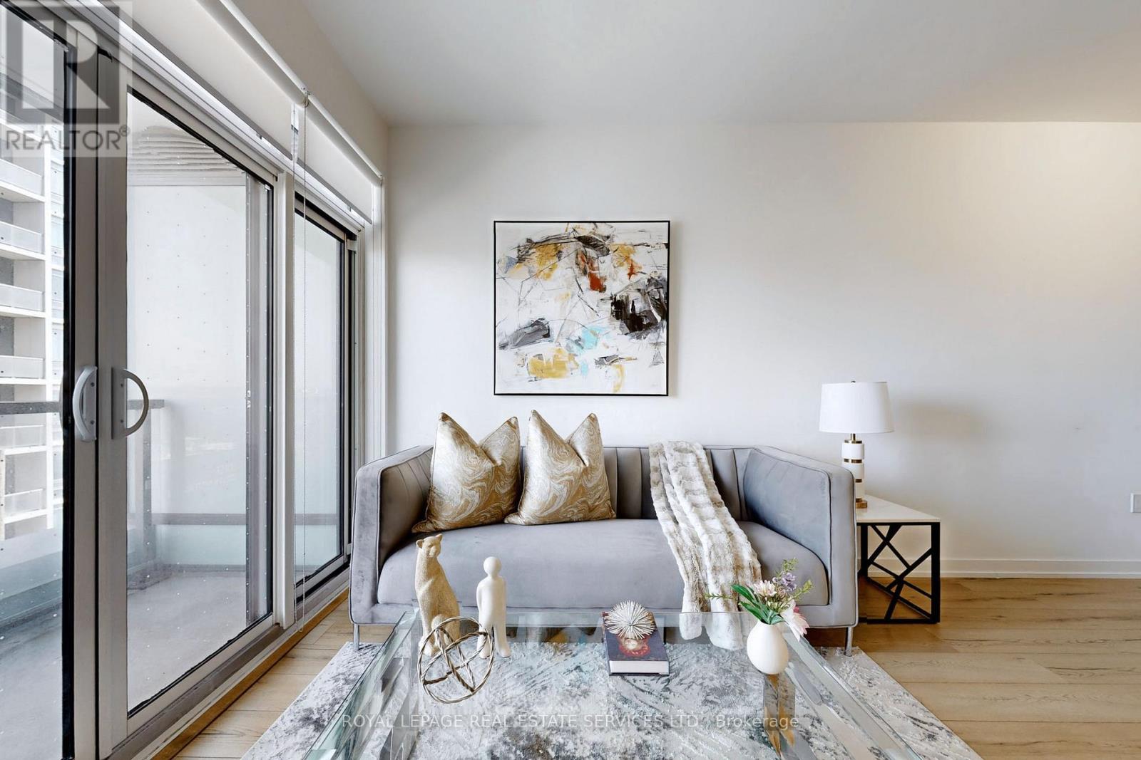 












507 - 1195 THE QUEENSWAY AVENUE

,
Toronto,




Ontario
M8Z1H0

