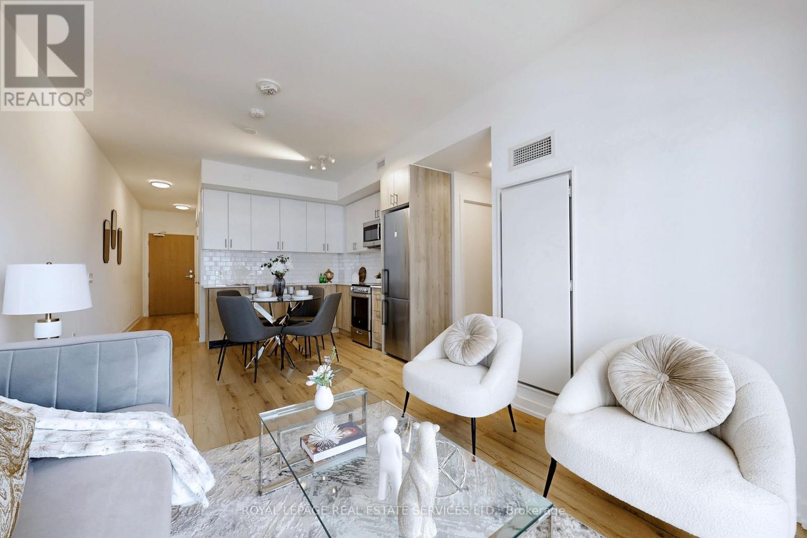 












507 - 1195 THE QUEENSWAY AVENUE

,
Toronto,




Ontario
M8Z1H0

