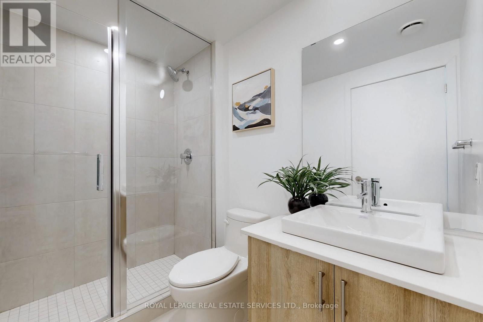 












507 - 1195 THE QUEENSWAY AVENUE

,
Toronto,




Ontario
M8Z1H0

