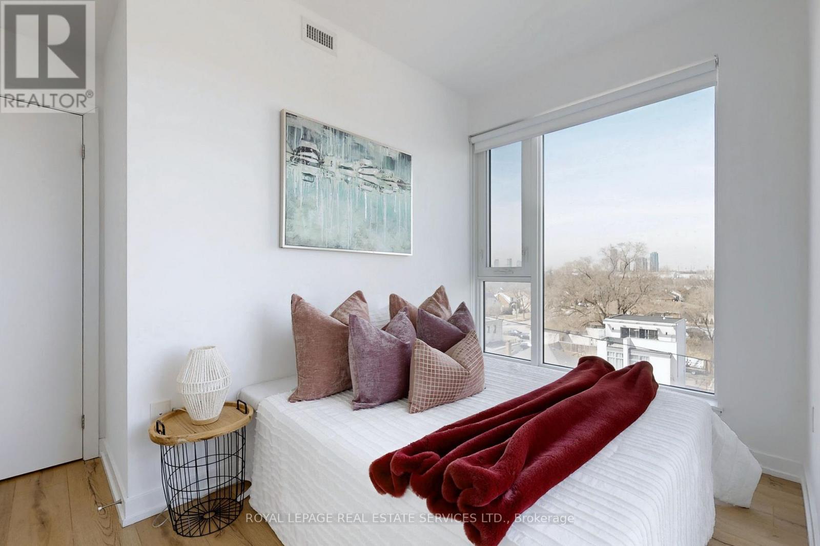 












507 - 1195 THE QUEENSWAY AVENUE

,
Toronto,




Ontario
M8Z1H0

