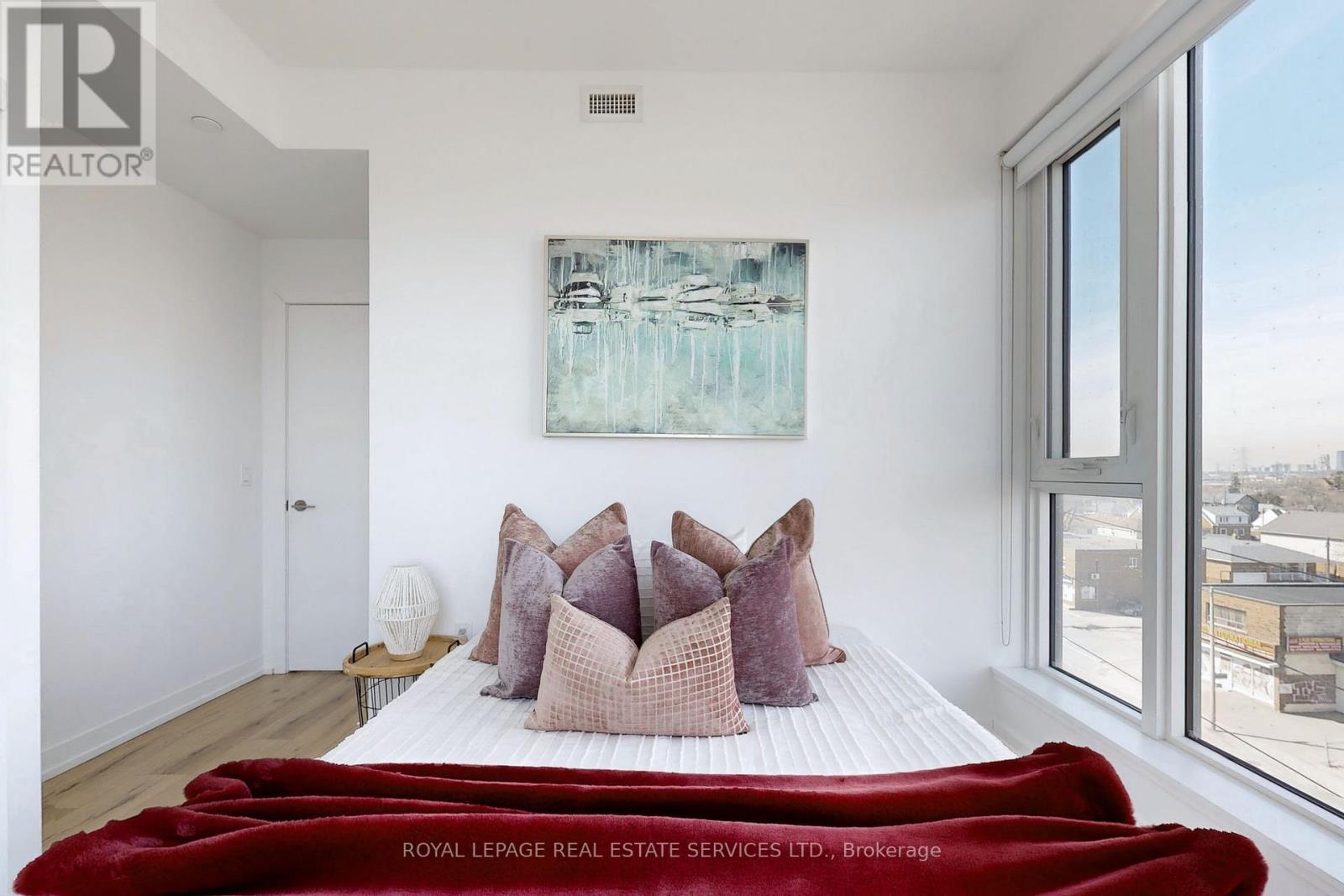 












507 - 1195 THE QUEENSWAY AVENUE

,
Toronto,




Ontario
M8Z1H0

