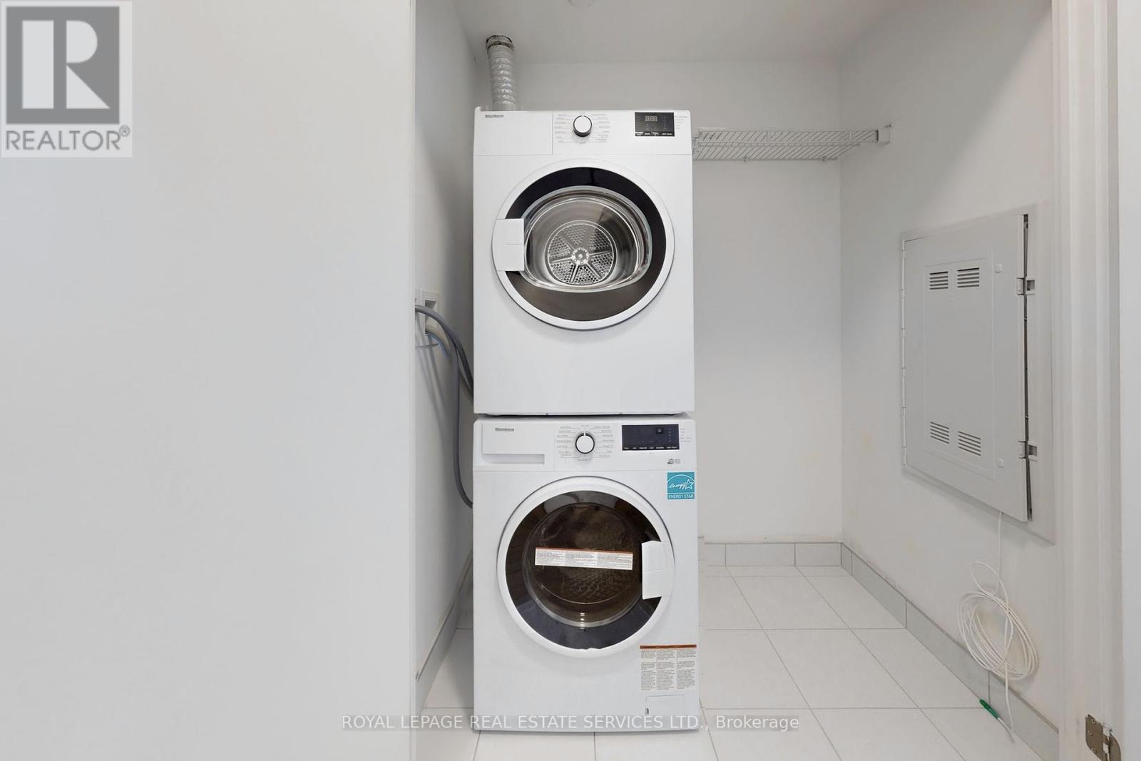 












507 - 1195 THE QUEENSWAY AVENUE

,
Toronto,




Ontario
M8Z1H0

