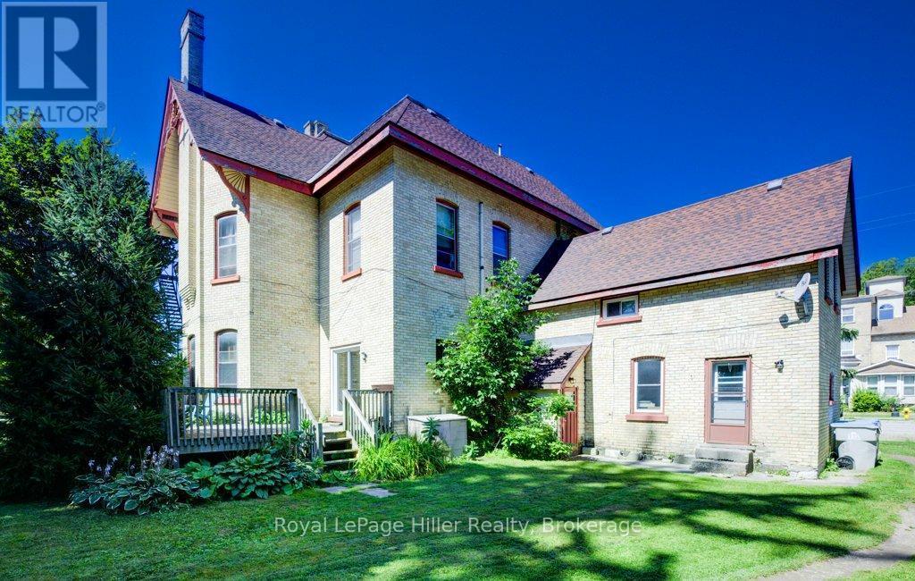 












28 WILSON STREET

,
Huron East (Seaforth),




Ontario
N0K1W0

