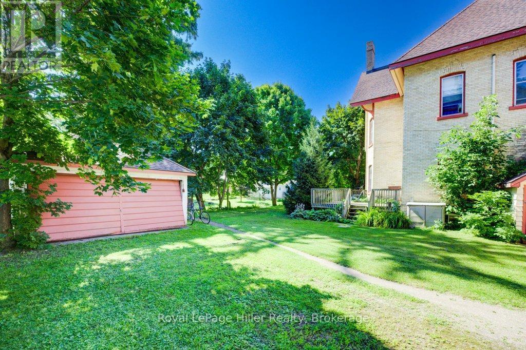 












28 WILSON STREET

,
Huron East (Seaforth),




Ontario
N0K1W0

