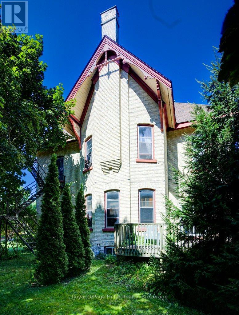 












28 WILSON STREET

,
Huron East (Seaforth),




Ontario
N0K1W0

