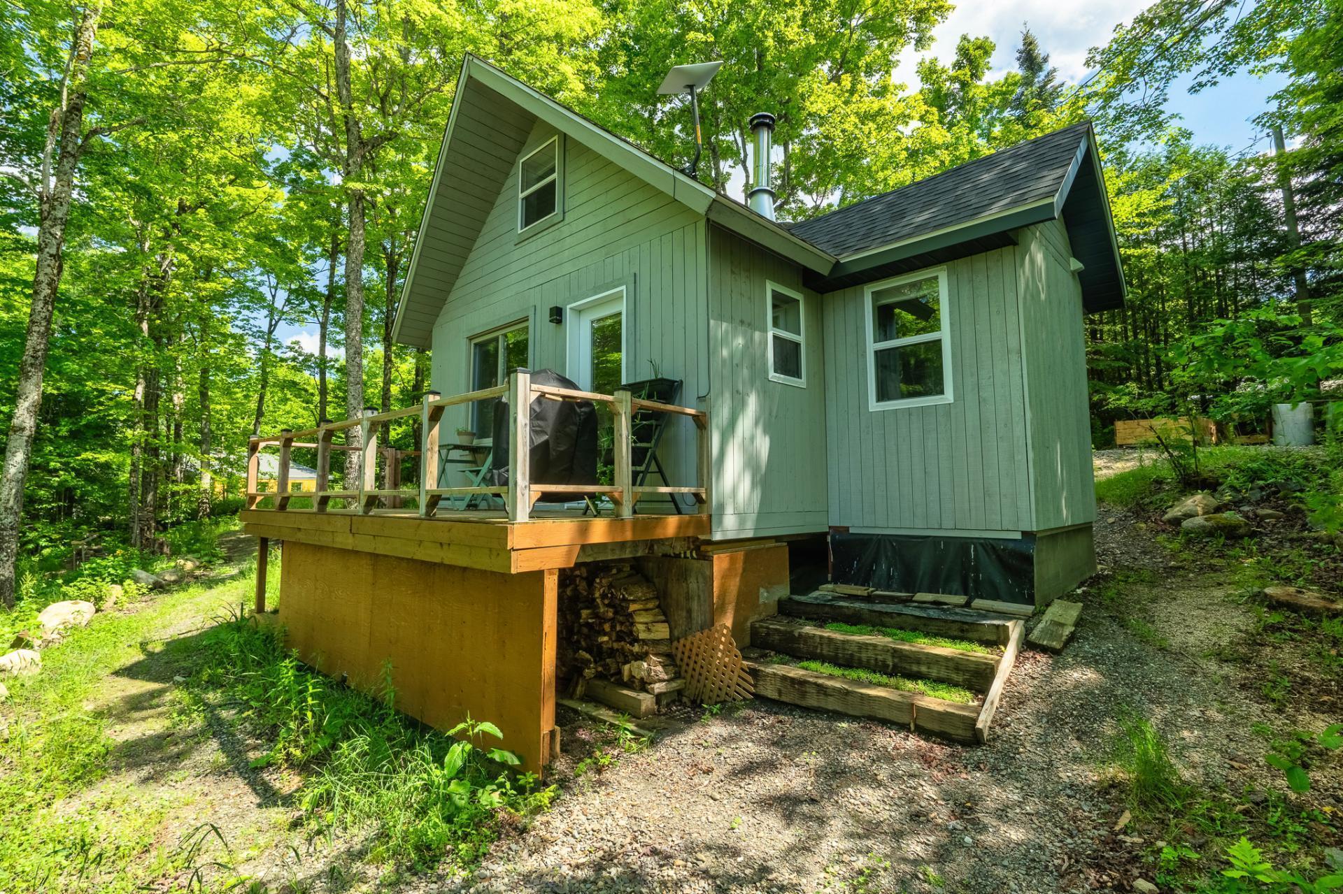 









93


Ch. Nancy

,
Notre-Dame-des-Bois,




QC
J0B2E0

