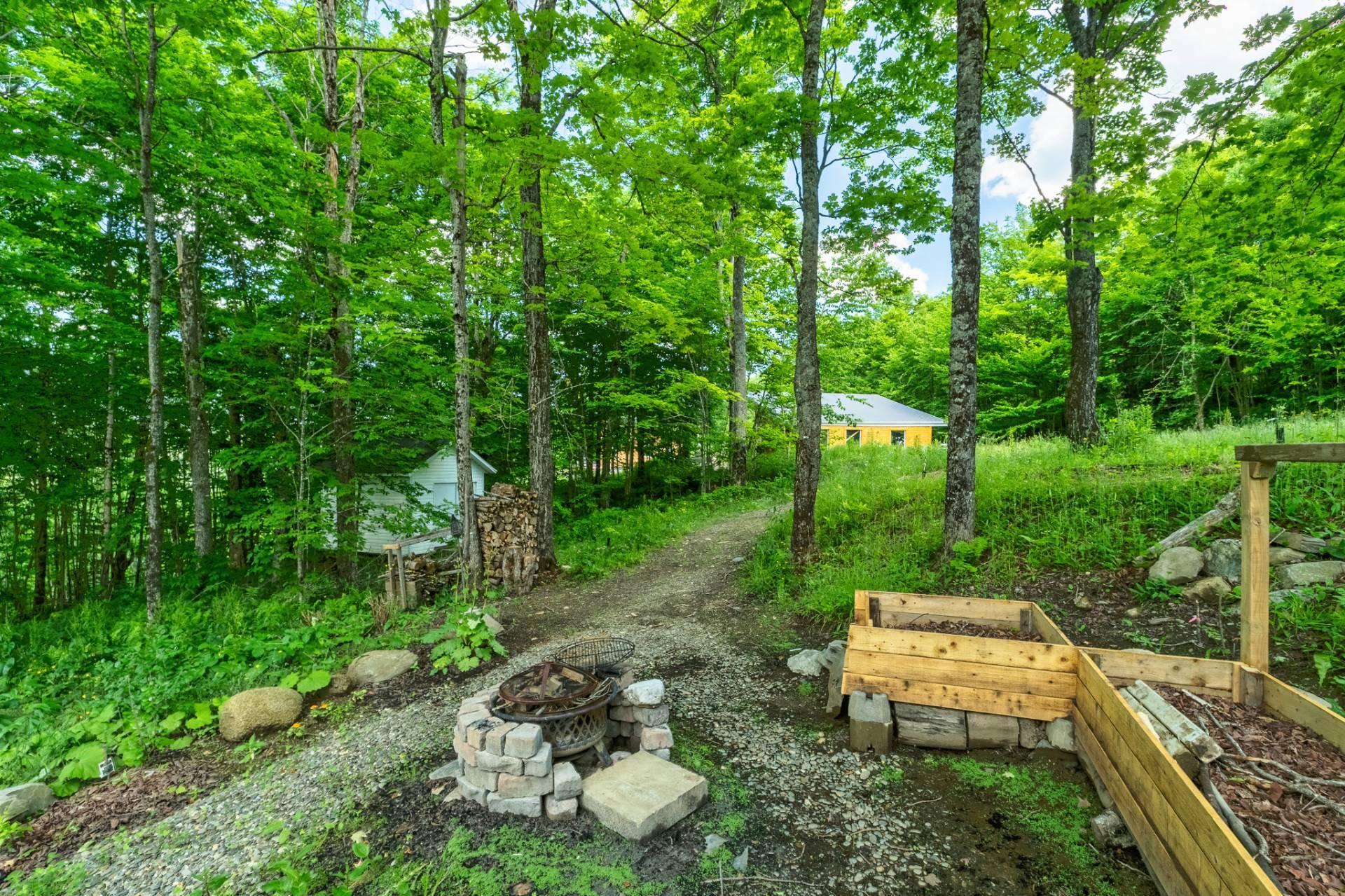 









93


Ch. Nancy

,
Notre-Dame-des-Bois,




QC
J0B2E0

