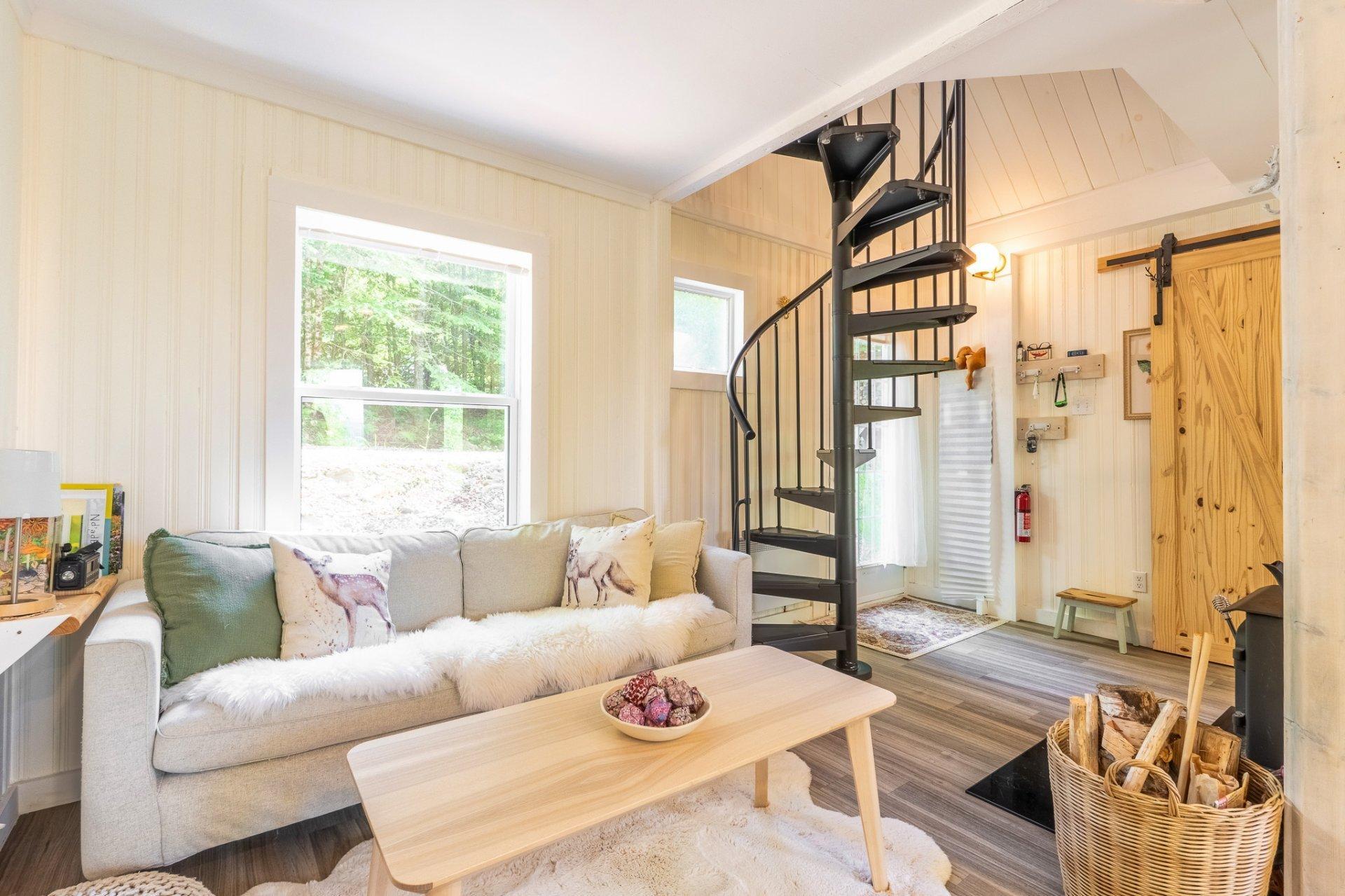 









93


Ch. Nancy

,
Notre-Dame-des-Bois,




QC
J0B2E0

