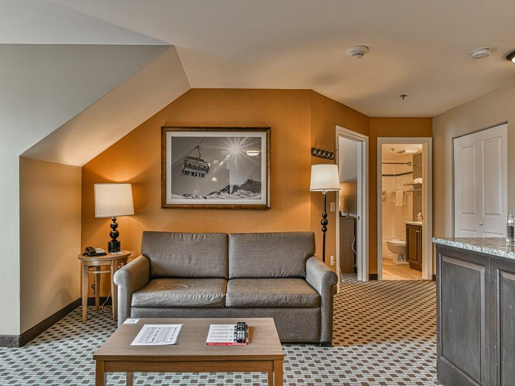 









160


Ch. du Curé-Deslauriers

, 441,
Mont-Tremblant,




QC
J8E1C9

