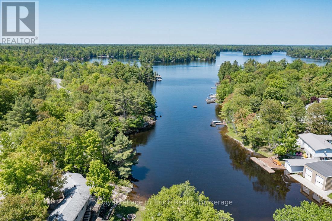 












285 CROOKED BAY ROAD

,
Georgian Bay (Baxter),




Ontario
L0K1S0

