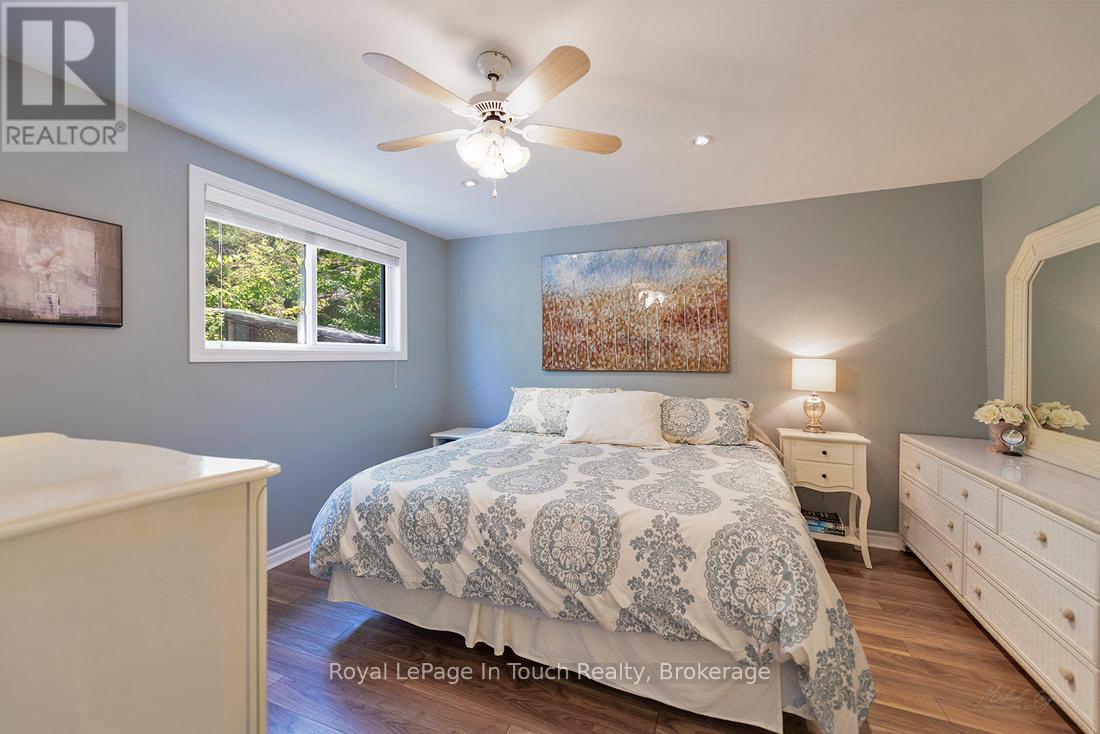 












285 CROOKED BAY ROAD

,
Georgian Bay (Baxter),




Ontario
L0K1S0

