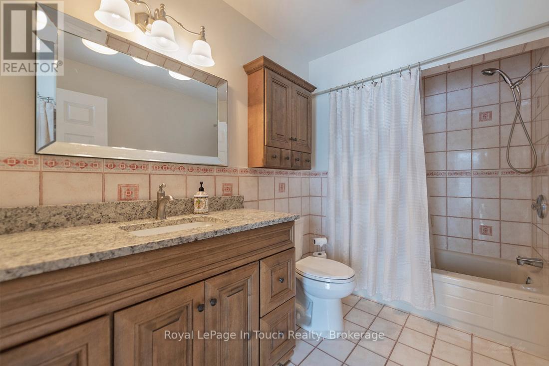 












285 CROOKED BAY ROAD

,
Georgian Bay (Baxter),




Ontario
L0K1S0

