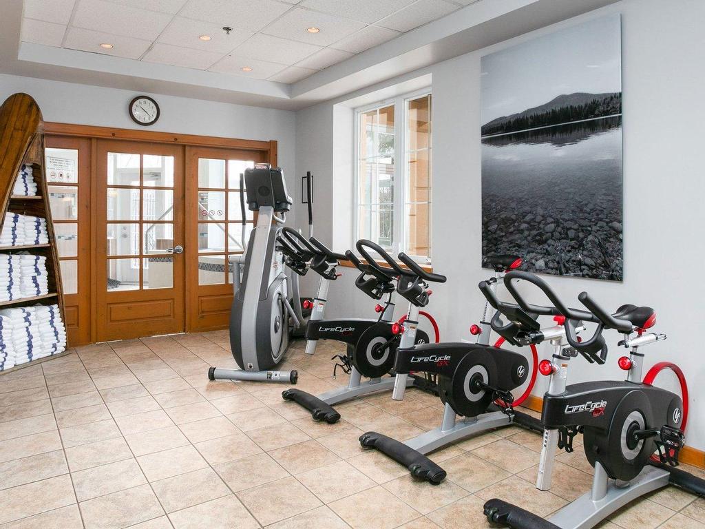 









140


Ch. au Pied-de-la-Montagne

, 346,
Mont-Tremblant,




QC
J8E1T1

