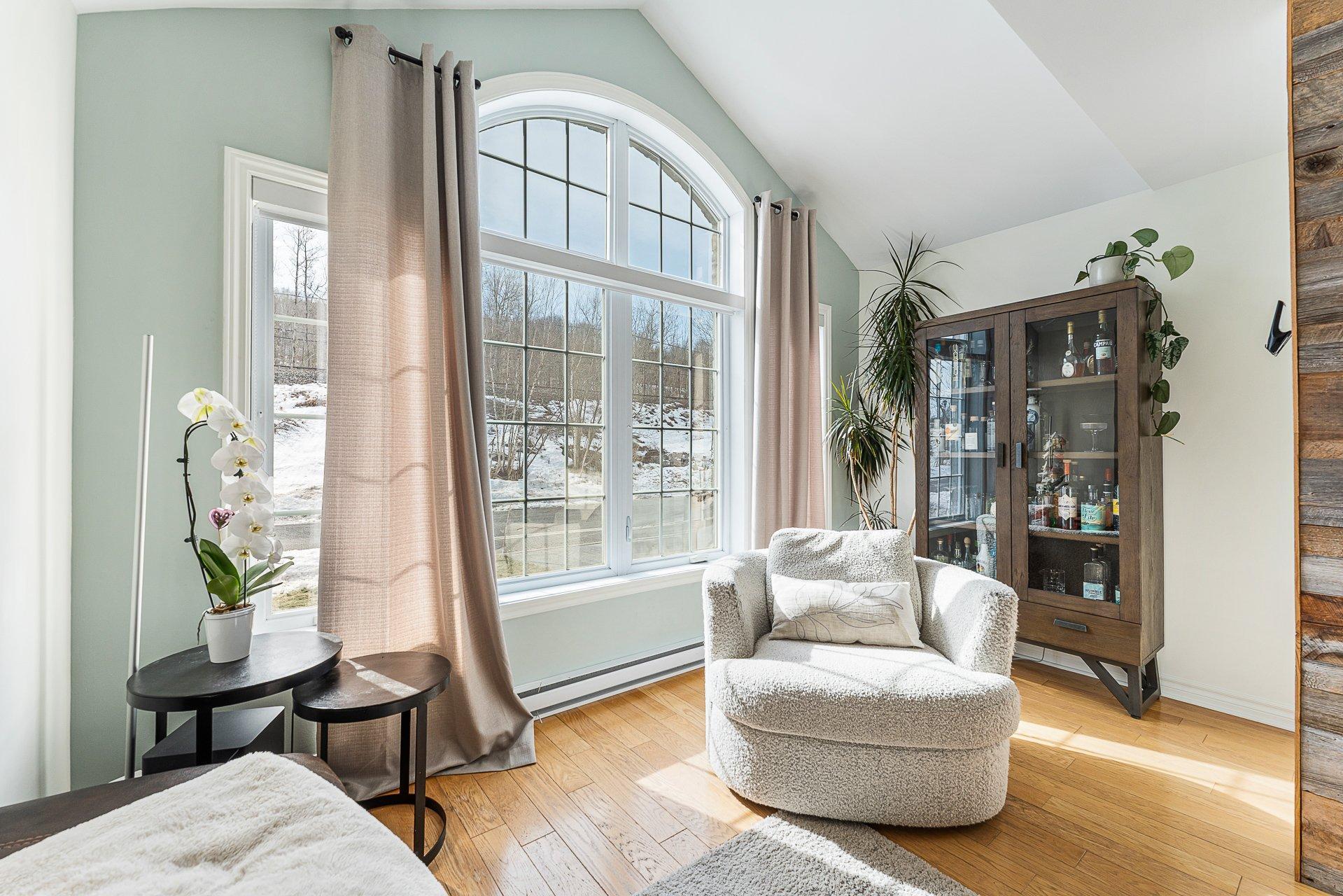 









869


Prom. du Lac

,
Cowansville,




QC
J2K3X6

