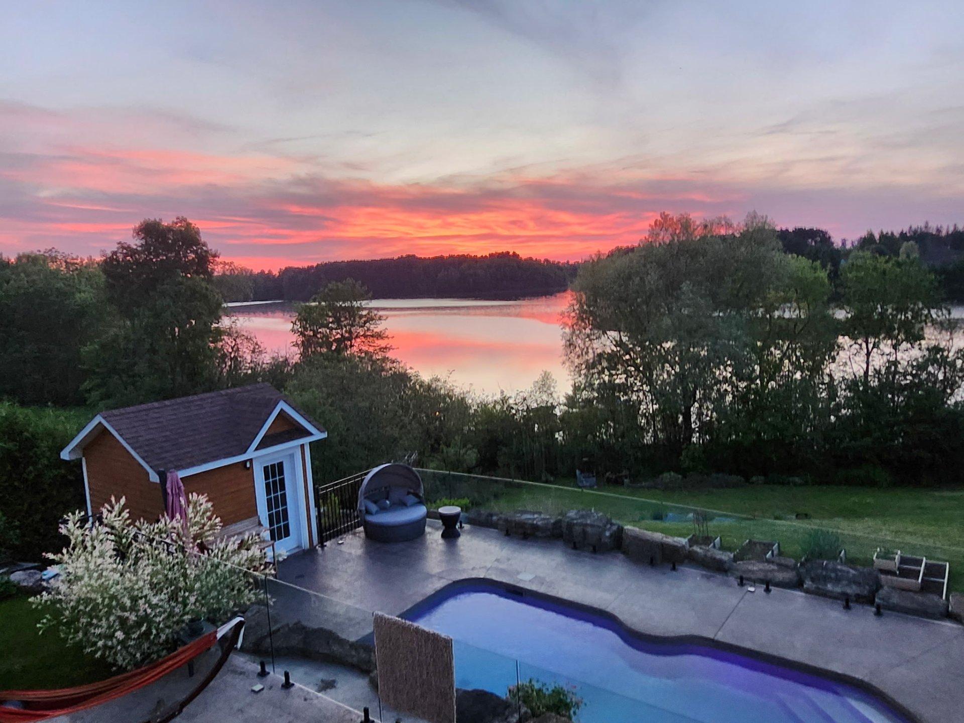 









869


Prom. du Lac

,
Cowansville,




QC
J2K3X6

