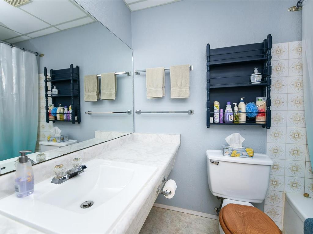 









5730


Coral

Rd, 3,
Courtenay,




BC
V9J 1W9


