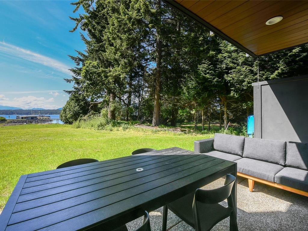 









4305


Shingle Spit

Rd, 215,
Hornby Island,




BC
V0R 1Z0

