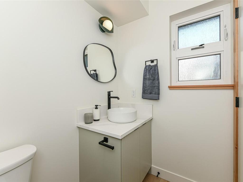 









4305


Shingle Spit

Rd, 215,
Hornby Island,




BC
V0R 1Z0

