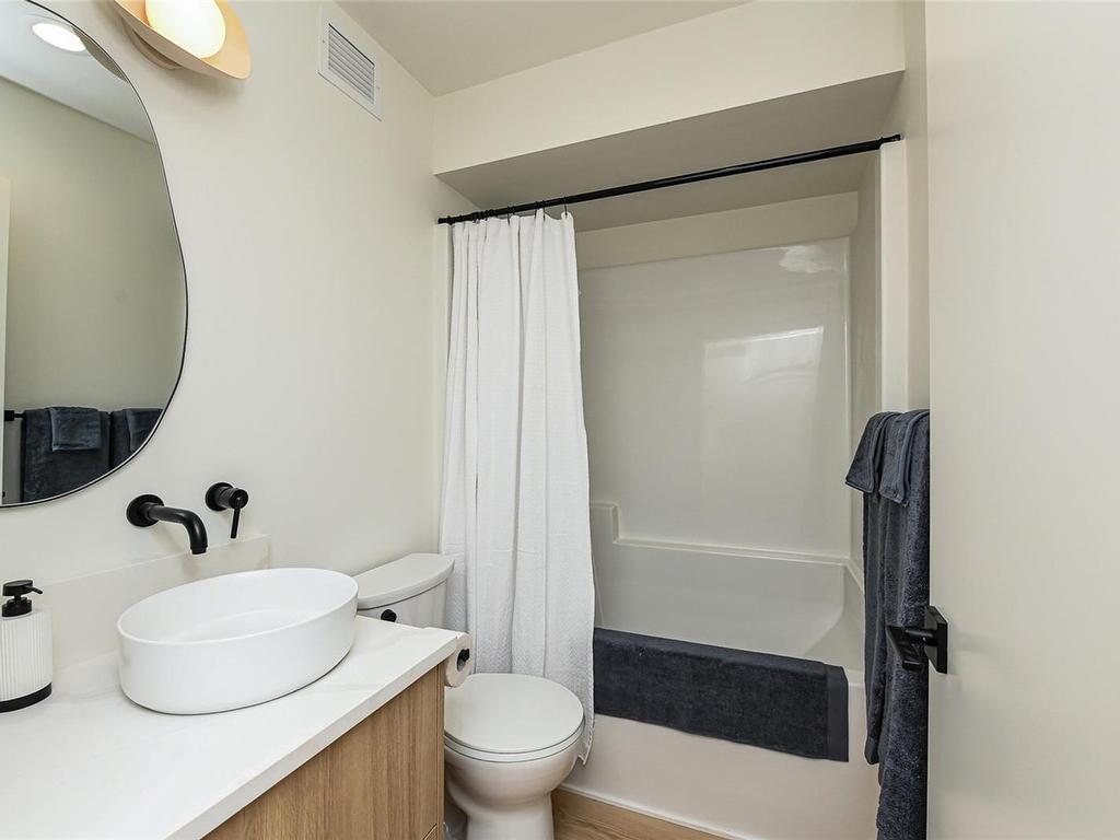 









4305


Shingle Spit

Rd, 215,
Hornby Island,




BC
V0R 1Z0

