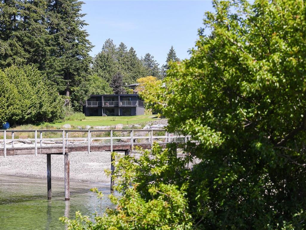 









4305


Shingle Spit

Rd, 215,
Hornby Island,




BC
V0R 1Z0


