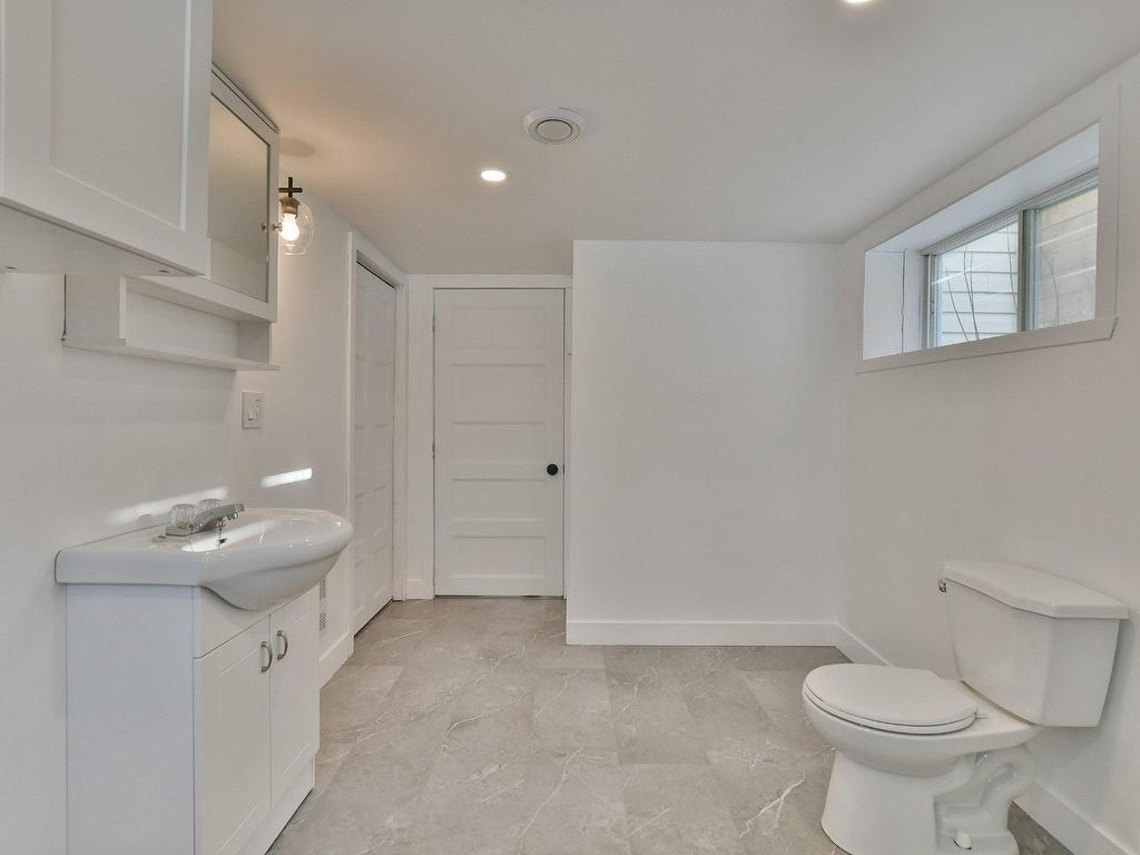 









7


Rue Bélanger

,
L'Épiphanie,




QC
J5X3P3

