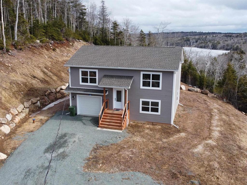 












448 Winslow Drive

,
Upper Tantallon,




NS
B3Z 1N9

